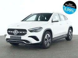 Weiß Gebraucht 2024 Mercedes GLA200 Progressive SUV | 38.770 € (Fairer Preis)