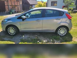 Grau Gebraucht 2011 Ford Fiesta Trend Kleinwagen | 3.800 € (Fairer Preis)