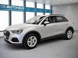 Silber Gebraucht 2022 Audi Q3 Ambiente SUV | 25.490 € (Fairer Preis)
