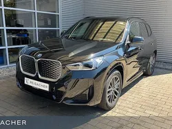 Schwarz Neu 2025 BMW iX1 Performance SUV | 54.900 € (Fairer Preis)