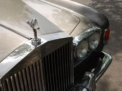 Grau Gebraucht 1974 Rolls Royce Silver Shadow Limousine | 12.999 €