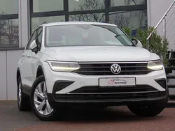 Weiß Gebraucht 2021 VW Tiguan Life SUV | 22.900 € (Superpreis)