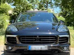 Schwarz Gebraucht 2015 Porsche Cayenne Sport SUV | 39.800 €