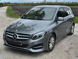 Grau Gebraucht 2015 Mercedes B200 Van / Kleinbus | 14.000 € (Fairer Preis)