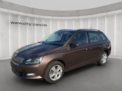 Braun Gebraucht 2016 Skoda Fabia Ambition Kombi | 10.900 € (Fairer Preis)