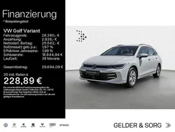 Pure white Gebraucht 2024 VW Golf VIII Life Kombi | 28.380 € (Etwas zu teuer)