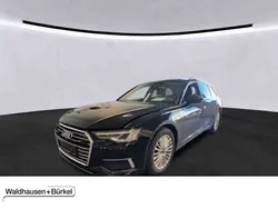 Mythosschwarz (metallic) Gebraucht 2022 Audi A6 Design Kombi | 37.950 € (Fairer Preis)
