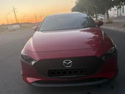 Rot Gebraucht 2020 Mazda 3 Kleinwagen | 15.000 €