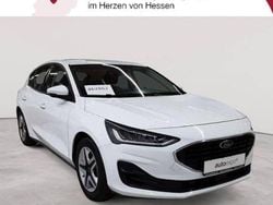 Frozen white Gebraucht 2022 Ford Focus Cool & Connect Limousine | 16.590 € (Superpreis)