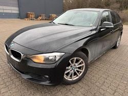 Schwarz Gebraucht 2014 BMW 318 Kombi | 5.100 € (Guter Preis)