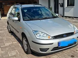 Silber Gebraucht 2003 Ford Focus Futura Kombi | 1.500 € (Guter Preis)