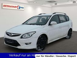 Weiß Gebraucht 2012 Hyundai i30 Edition Kombi | 3.999 € (Superpreis)