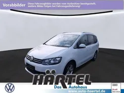 Pure white, solid Gebraucht 2021 VW Sharan Comfortline Van / Kleinbus | 27.200 € (Fairer Preis)