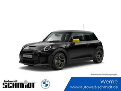 (schwarz) midnight black Gebraucht 2022 Mini Cooper SE Kleinwagen | 19.790 € (Guter Preis)
