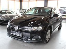 Schwarz Gebraucht 2017 VW Polo Comfortline Kleinwagen | 14.490 € (Etwas zu teuer)