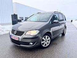 Grau Gebraucht 2010 VW Touran Highline Van / Kleinbus | 3.990 € (Superpreis)