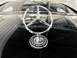 Obsidianschwarz metallic Gebraucht 2024 Mercedes V300 Exclusive Van / Kleinbus | 95.499 €