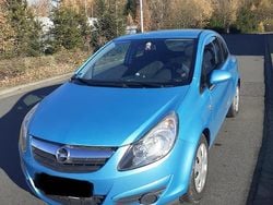 Blau Gebraucht 2010 Opel Corsa Kleinwagen | 3.500 € (Etwas zu teuer)