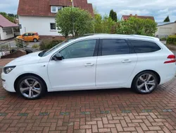 Weiß Gebraucht 2015 Peugeot 308 Style Kombi | 8.000 € (Fairer Preis)