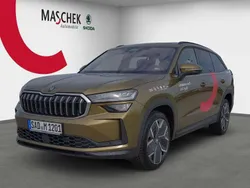 Graphite grau Gebraucht 2024 Skoda Kodiaq Selection SUV | 49.970 € (Fairer Preis)
