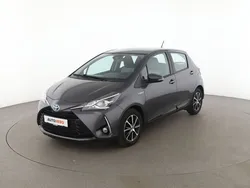 Grau Gebraucht 2018 Toyota Yaris Team Limousine | 15.090 € (Teuer)