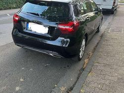 Schwarz Gebraucht 2016 Mercedes A180 Style Limousine | 17.500 € (Fairer Preis)