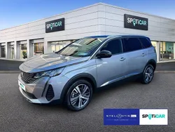 Grau Gebraucht 2023 Peugeot 5008 Allure Van / Kleinbus | 29.875 € (Fairer Preis)