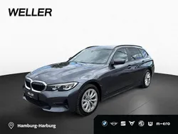 Mineralgrau (grau) Gebraucht 2022 BMW 320 Advantage Kombi | 22.750 € (Fairer Preis)