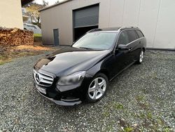 Schwarz Gebraucht 2017 Mercedes E220 Kombi | 27.599 € (Teuer)