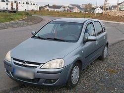 Grau Gebraucht 2004 Opel Corsa Kleinwagen | 799 € (Guter Preis)