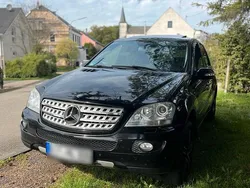Schwarz Gebraucht 2007 Mercedes ML320 SUV | 6.900 € (Superpreis)