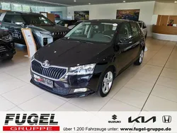 Schwarzmagic perleffekt Gebraucht 2021 Skoda Fabia Cool Plus Limousine | 11.999 € (Guter Preis)