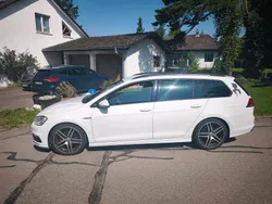 Weiß Gebraucht 2014 VW Golf VII Kombi | 9.500 € (Etwas zu teuer)