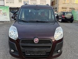 Rot Gebraucht 2014 Fiat Doblò Van / Kleinbus | 4.490 € (Fairer Preis)