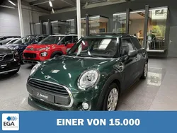 Grün metallic Gebraucht 2017 Mini One D Kleinwagen | 14.040 €