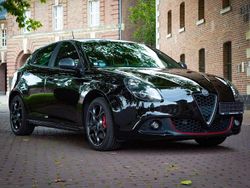 Schwarz Gebraucht 2017 Alfa Romeo Giulietta Veloce Kleinwagen | 19.500 € (Etwas zu teuer)