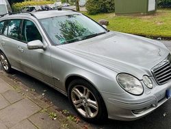 Silber Gebraucht 2008 Mercedes E200 Avantgarde Kombi | 4.890 € (Fairer Preis)