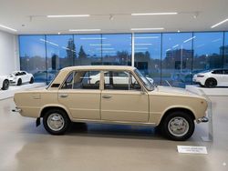 Beige Gebraucht 1986 Lada 1200 Limousine | 6.999 €