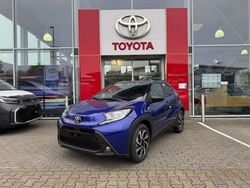 Blau Gebraucht 2024 Toyota Aygo X Team SUV | 14.990 € (Guter Preis)