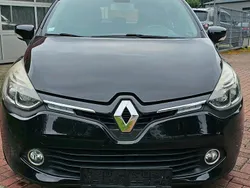 Schwarz Gebraucht 2015 Renault Clio IV Limousine | 5.200 € (Guter Preis)