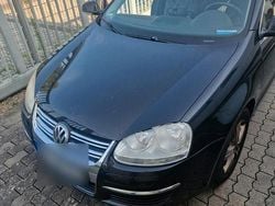 Schwarz Gebraucht 2007 VW Golf V Kombi | 1.800 € (Guter Preis)
