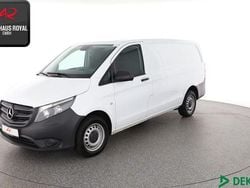 Arktikweiss Gebraucht 2022 Mercedes Vito Van / Kleinbus | 17.480 € (Guter Preis)