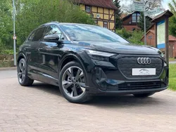 Mythosschwarz metallic Neu 2024 Audi Q4 e-tron S-Line SUV | 58.499 € (Teuer)