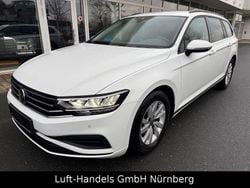Pure white Gebraucht 2020 VW Passat Conceptline Kombi | 17.960 € (Guter Preis)