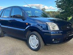 Blau Gebraucht 2004 Ford Fusion Trend Limousine | 1.999 € (Teuer)