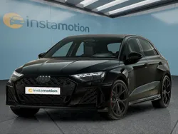 Schwarz Neu 2025 Audi RS3 Sportback Kleinwagen | 69.049 € (Fairer Preis)