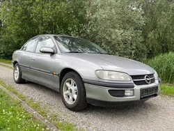 Grau Gebraucht 1994 Opel Omega Elegance Limousine | 1.790 €