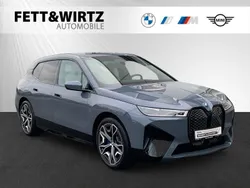 Andere Gebraucht 2023 BMW iX Sport Line SUV | 54.500 € (Fairer Preis)