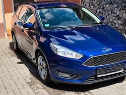 Blau Gebraucht 2025 Ford Focus Kombi | 5.000 €