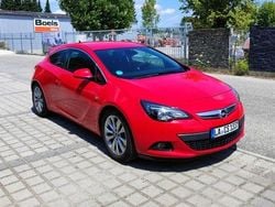 Rot Gebraucht 2012 Opel Astra GTC Limousine | 5.999 € (Fairer Preis)